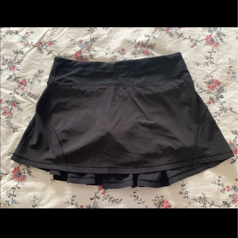lululemon circuit breaker skirt